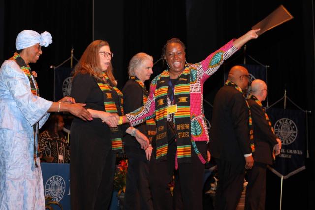 Students celebrate African Heritage Graduation at Kean.