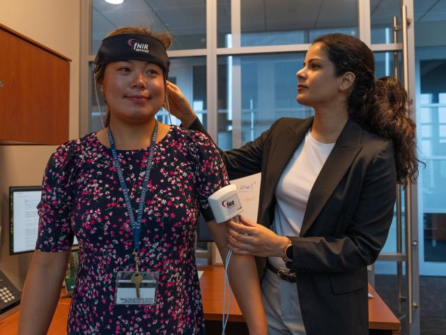 Dr. Alka Bishnoi conducting research