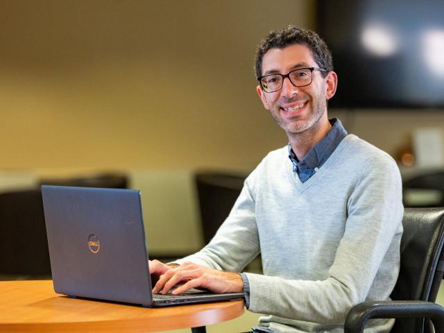 Faculty advisor completes a training course