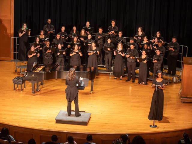 Rachel Carlson conducting the Kean Community Chorale