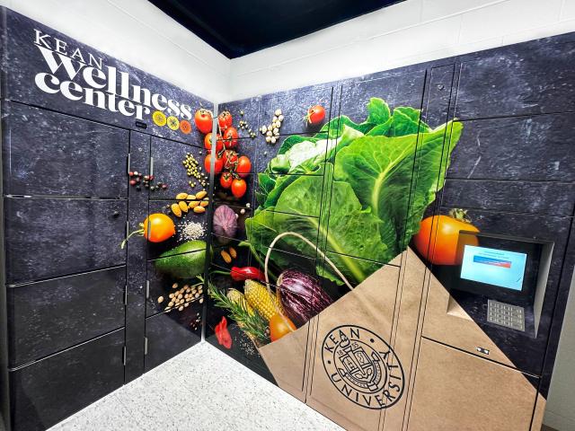 Outside of Cougar Pantry, Kean's food pantry