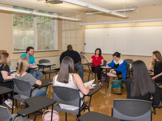 Kean professor Monica Levine-Sauberman instructs a child psychology class