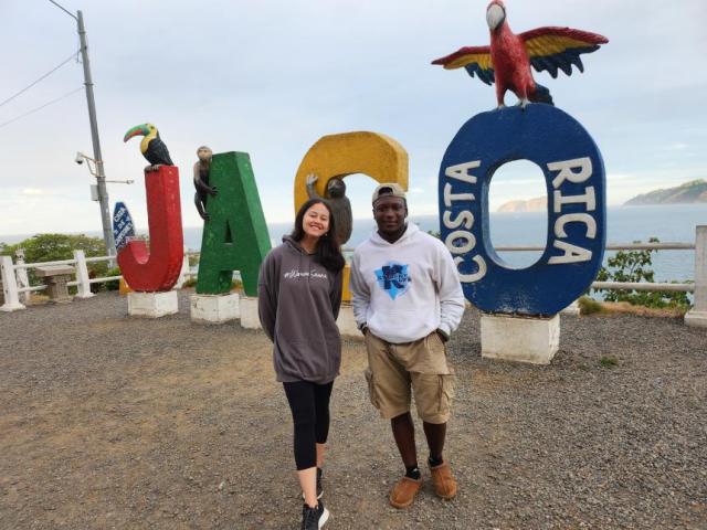 Kean students in Costa Rica