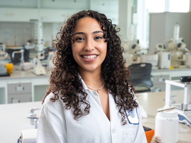 Kean student researches in a laboratory