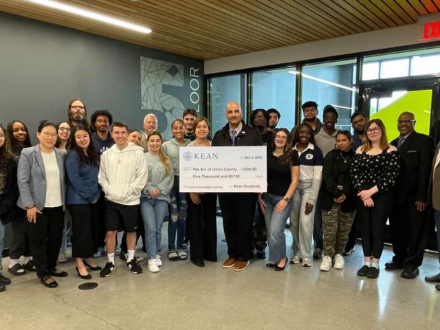 Kean Students Award Grant to The Arc of Union County