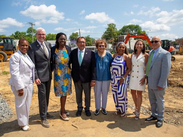 groundbreaking ceremony for the new Maternal and Infant Health Innovation Center in Trenton