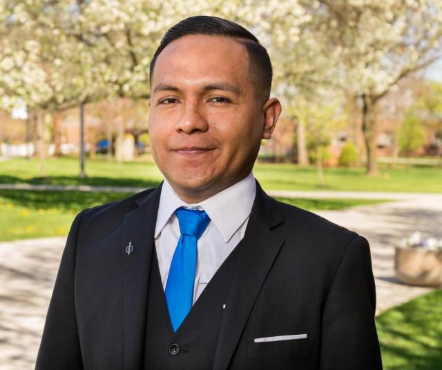 Daniel Flores, Admissions Counselor headshot