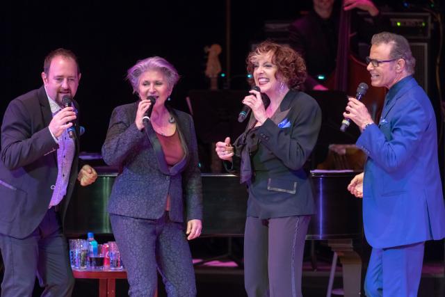 The Manhattan Transfer, featuring alumnus Alan Paul, perform at Kean Stage.