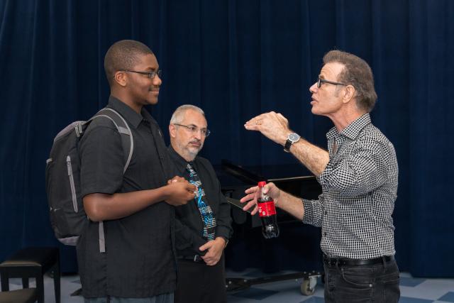 Alan Paul '71, '92H worked with students from Kean's Music Conservatory in a Master Class.