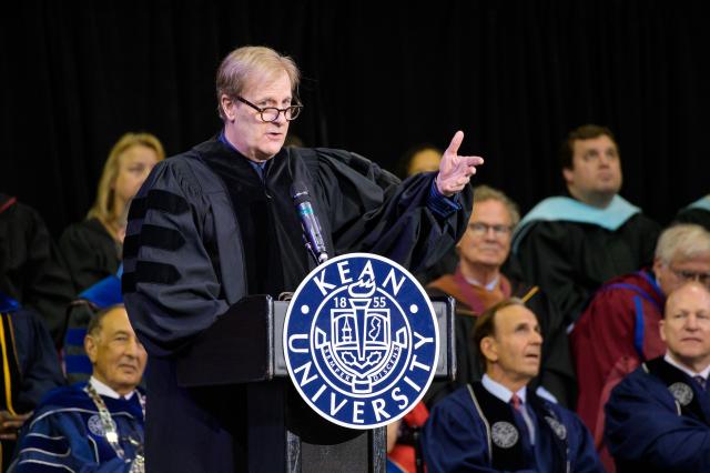 Actor Jeff Daniels speaks at Kean University's Undergraduate Commencement.