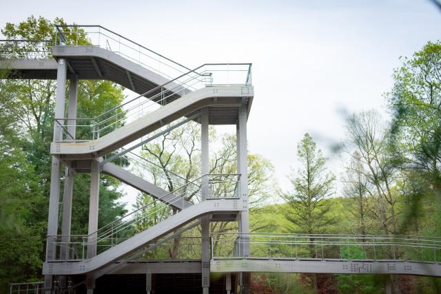 Side view of the elevated Skywalk at Kean Skylands