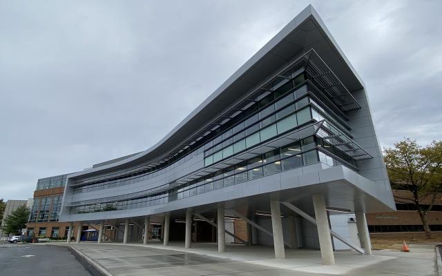 Photo of the new George Hennings Research WIng Fall 2020