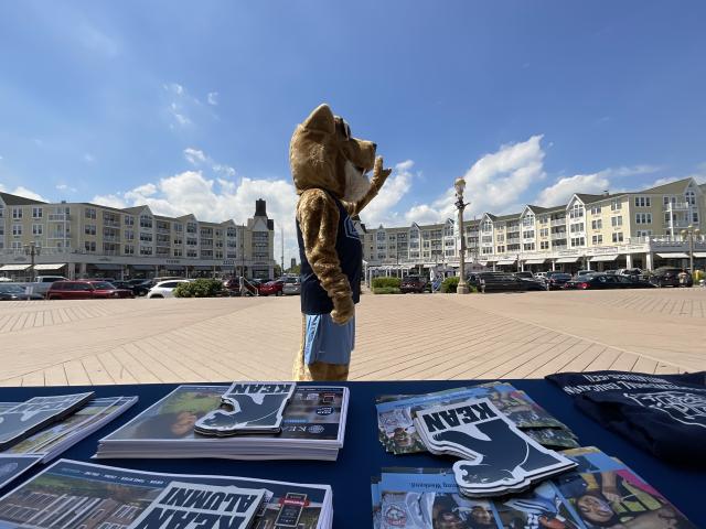 Kean Cougar at Pier Village