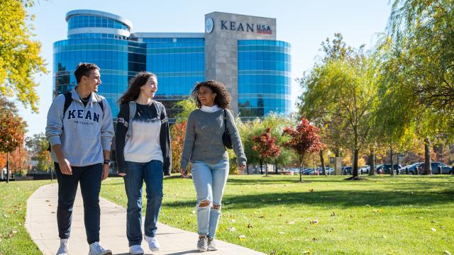 Kean students walk outside of the North Avenue Academic Building