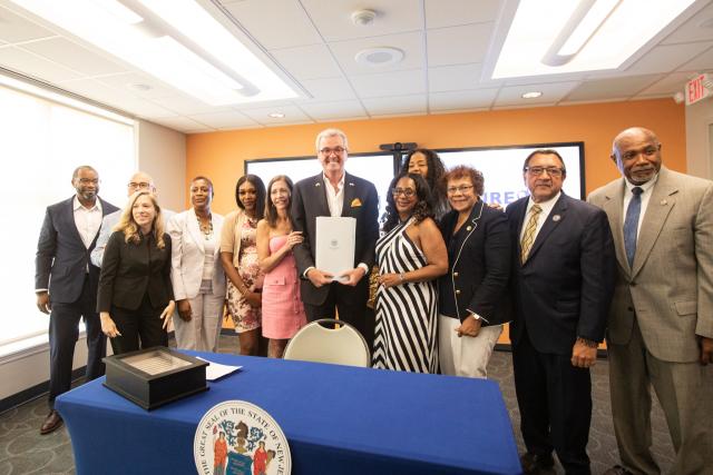 New Jersey Maternal Infant Health Innovation Authority bill signing