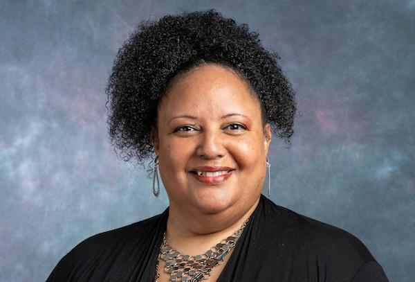 Lisia Aikens 