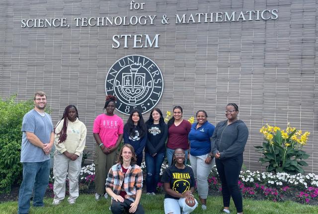 GSSRP Students in front of Kean STEM sign
