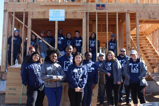 CLS Volunteers with Habitat for Humanity