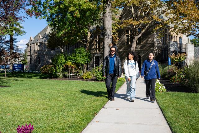 Grad Ambassadors Estabrook