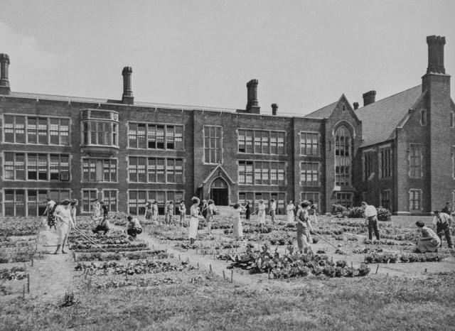 Hepburn Hall 1937