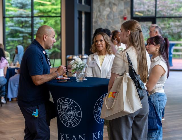 Making Kean Connections