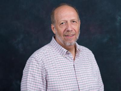 Kean Professor Ron Hansen