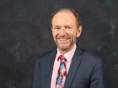 Kean Professor Barry Mascari