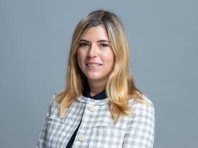 Headshot of Dr.Irina Gioaba